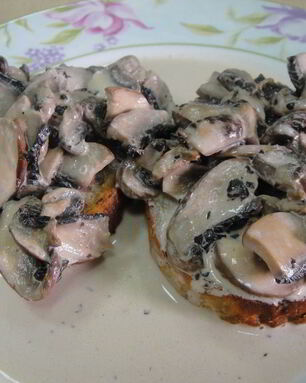 Тосты с грибами