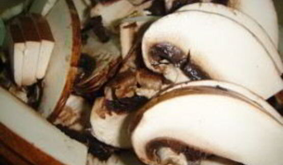 тосты с грибами