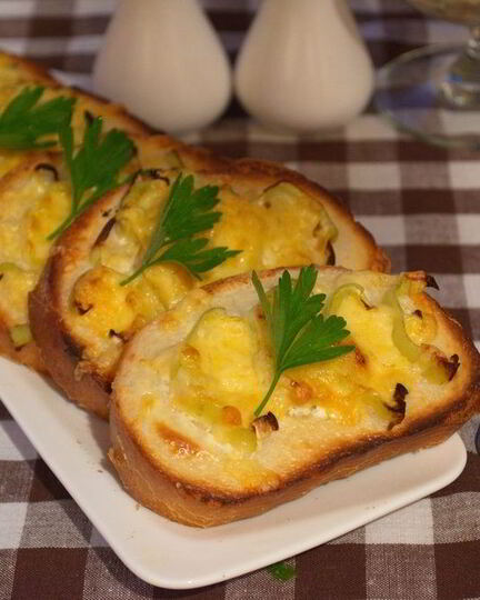 Рецепт запеченных тостов с паприкой