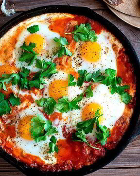 Шакшука — яичница с помидорами