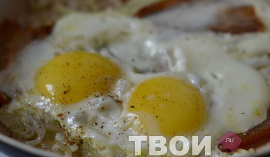 яичница с беконом