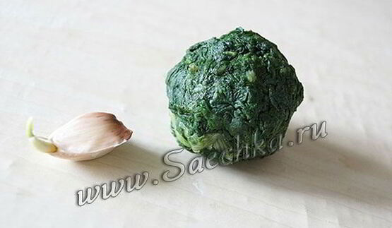 яичница со шпинатом