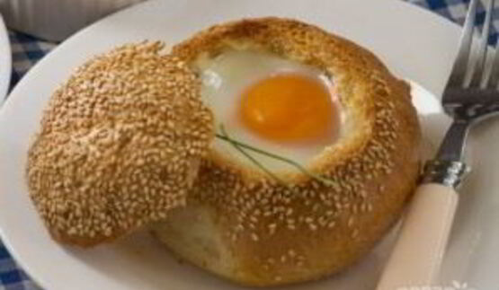 яичница в булочке