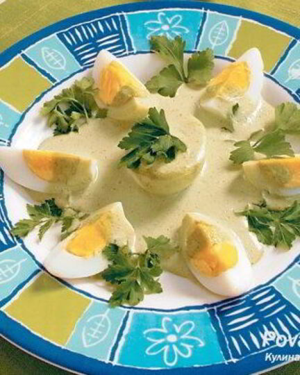 Рецепт яиц под зеленым соусом