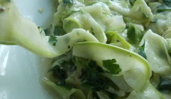 закуска из маринованных кабачков с медом и чесноком