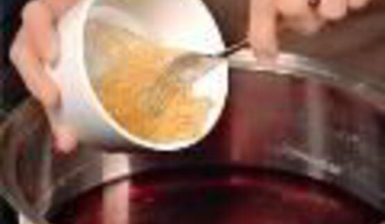 заливное из белой рыбы в свекольном желе