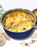 Жульен классический в сметанном соусе