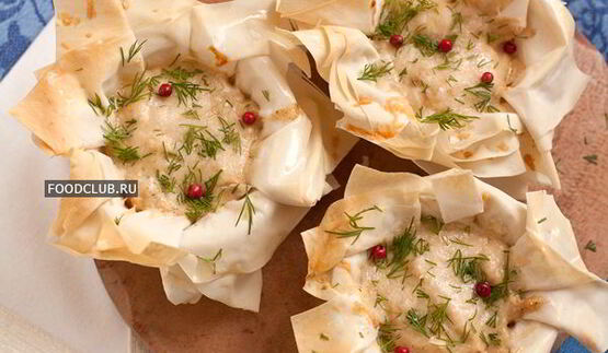 жульен с курицей в тесте фило