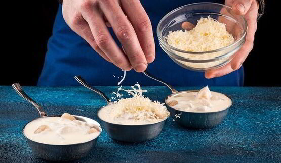 жульен с морскими гребешками