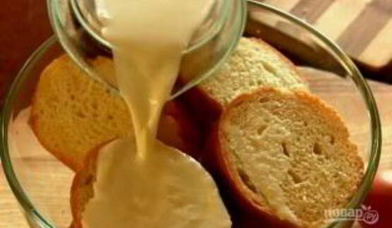 жюльен с рыбой в батоне